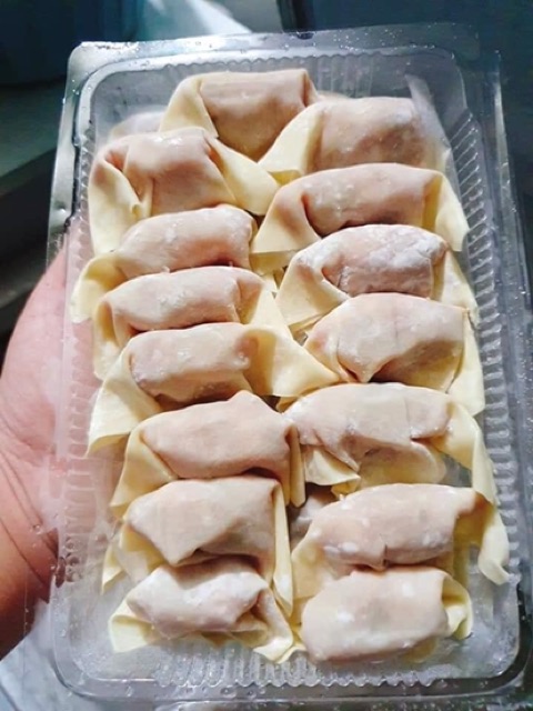 Hoành thánh tôm thịt