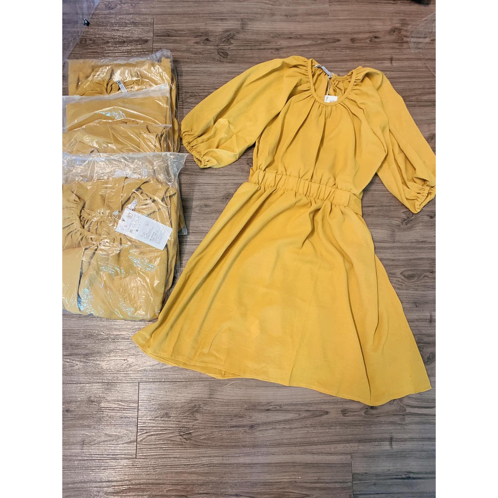 Váy zara quỳnh Ngô