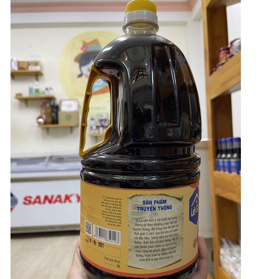 NƯỚC MẮM CÁ CƠM LÊ GIA 2L