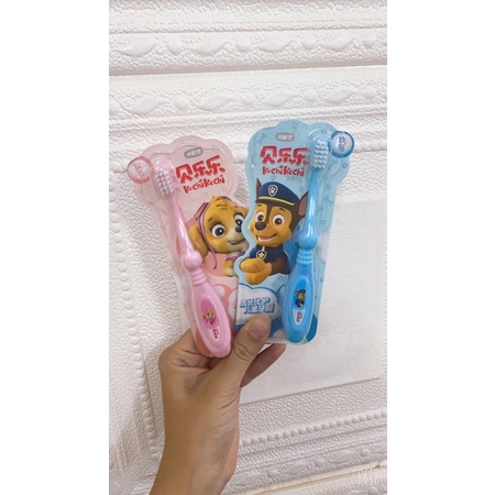 Bàn chải đánh răng chú chó cứu hộ cho bé