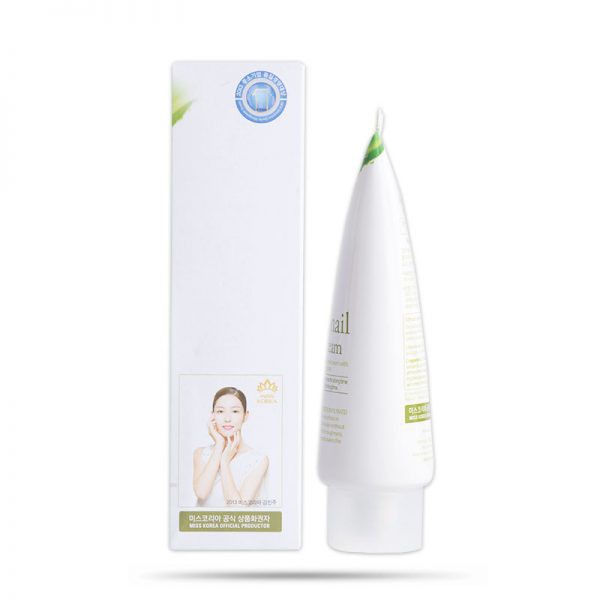 Kem Dưỡng Da Tay Ốc Sên 3W Clinic Snail Hand Cream 100ml