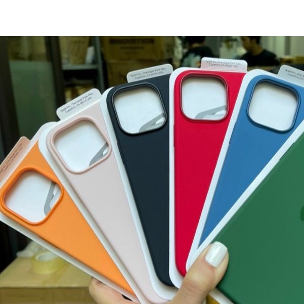 Ốp lưng chống bám bẩn Silicon Case cho IPhone 13 pro max ,13, 13 pro , 12 Pro Max / 12 Pro / 12 sang trọng