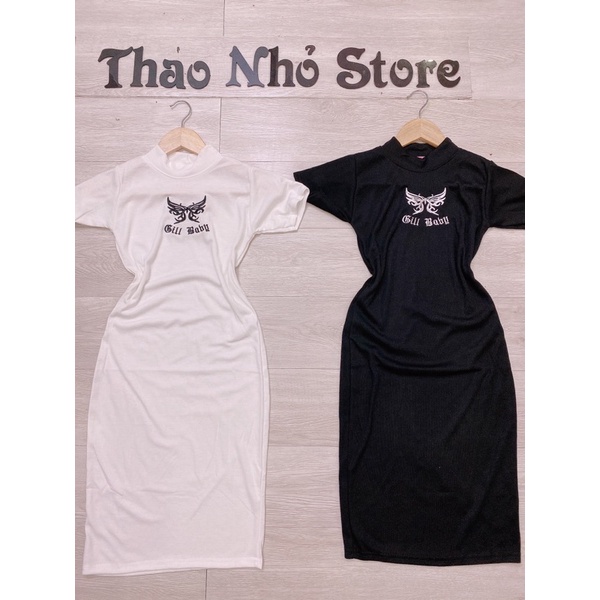 váy body cổ tròn thêu hoạ tiết