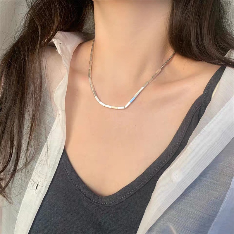 Vòng cổ Thép Titan Mặt Vuông Ba Chiều Đơn Giản Cá Tính Cho Nam Nữ