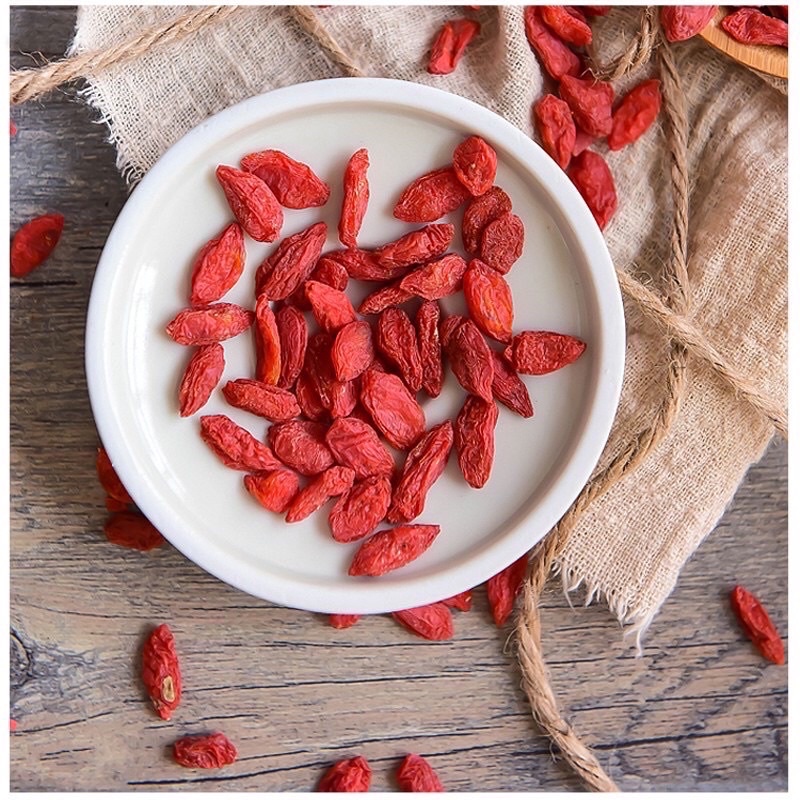 Quả Câu kỷ tử đỏ sấy khô pha trà, không đường - Thương hiệu Nuts Talk 250g