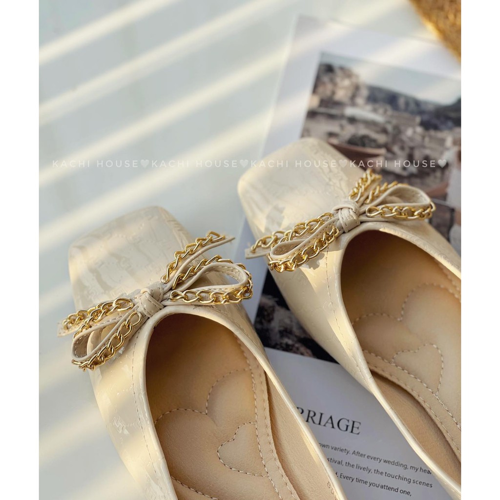 Bệt mũi vuông nơ xích vàng 8899-77 | BigBuy360 - bigbuy360.vn