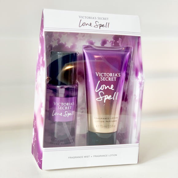 bộ Victoria’s Secret Love Spell