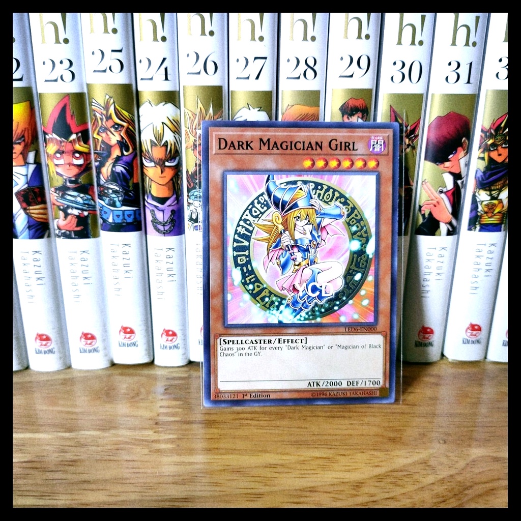 Thẻ bài yugioh chính hãng Dark Magician Girl – Common