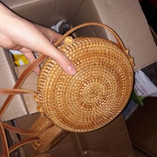 Túi mây tre đan trơn tròn