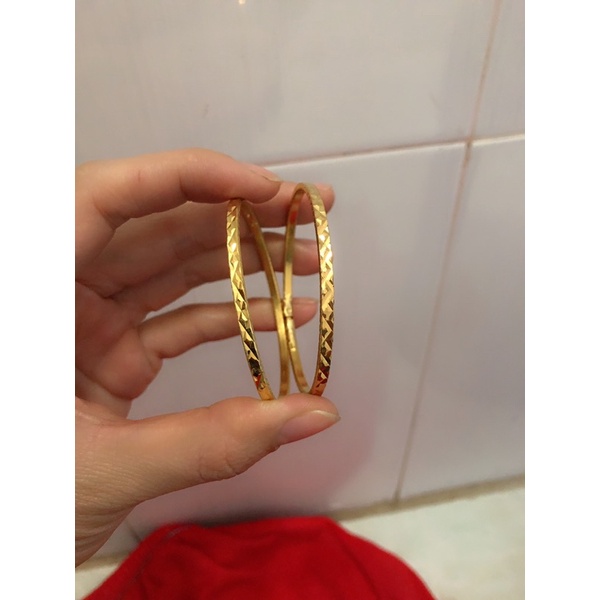 vòng tay mạ vàng