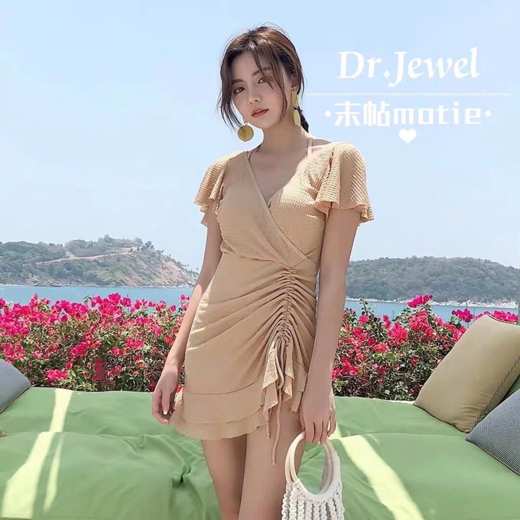 tu dungÁo tắm một mảnh nước nóng màu đỏ lưới xẻ tà kiểu mới nữ Hàn Quốc suối Dongdaemun sexy thần thép ngực nhỏ | BigBuy360 - bigbuy360.vn