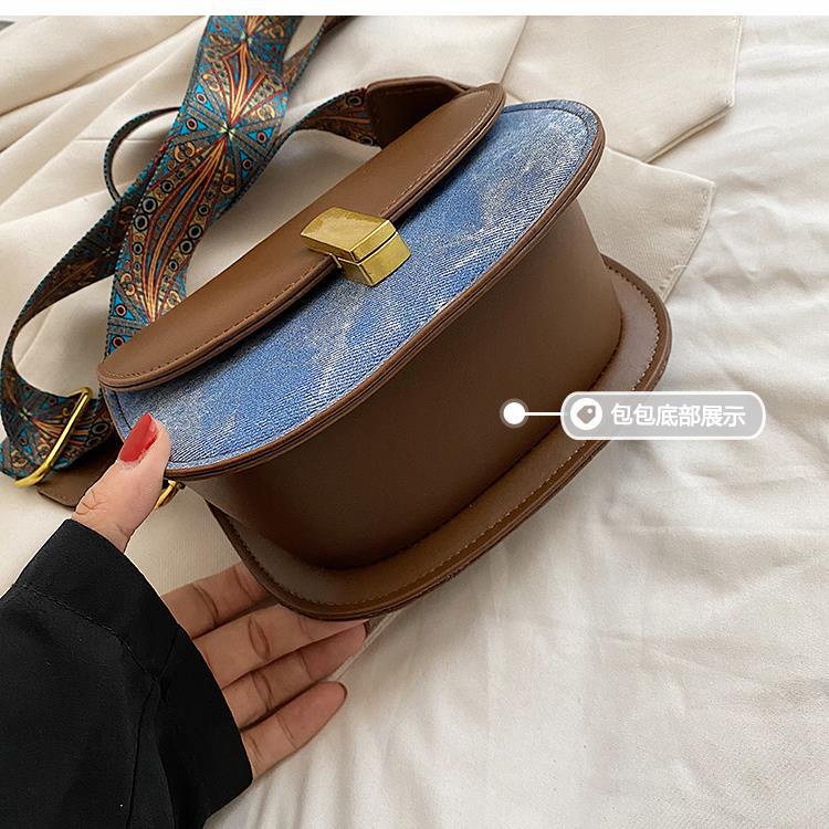 Túi Đeo Chéo Vai Thiết Kế Hình Yên Ngựa Joker Mẫu Mới 2022 Thời Trang Thu Đông Cho Nữ