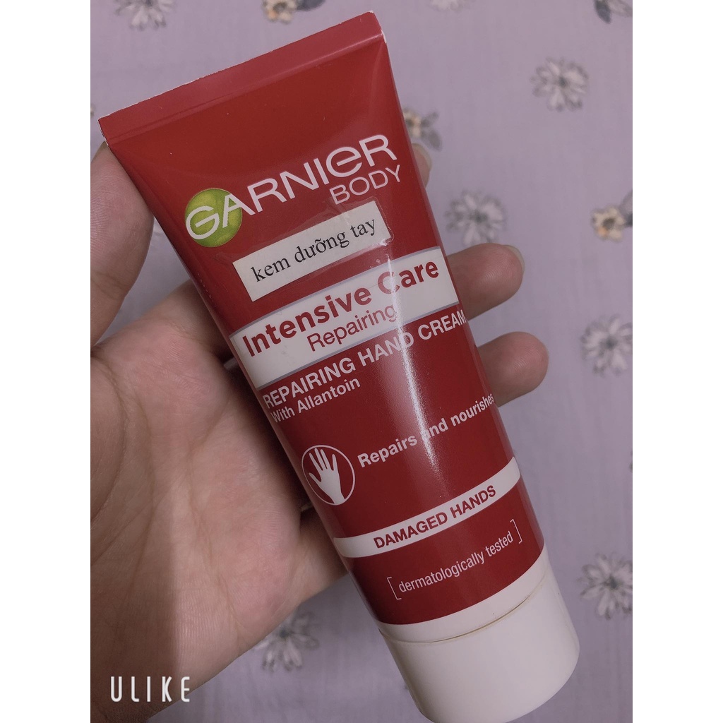 Kem dưỡng phục hồi chuyên sâu cho da tay Garnier Hand Repair Extra Dry Skin 100ml