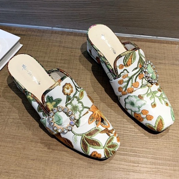 Giày Búp Bê Mũi Vuông Thêu Họa Tiết Graffiti Đính Đá Xinh Xắn Dành Cho Nữ