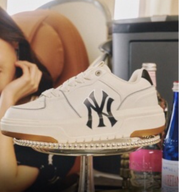 Giày thể thao đế cao trắng đen Linear m. lb