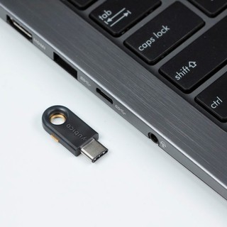 Khóa bảo mật Yubico YubiKey 5C