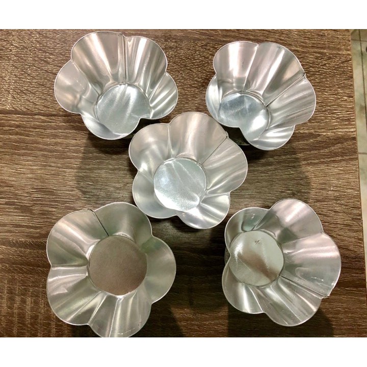 Khuồn gò hoa mai 8*4.5