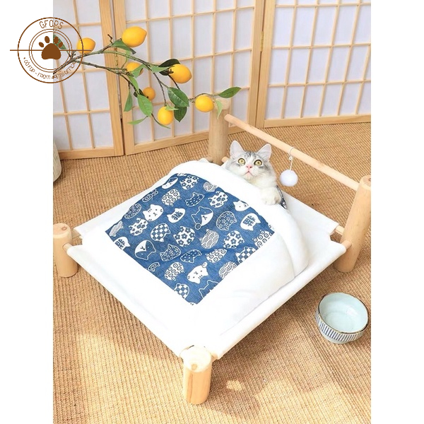 Ổ nằm đệm cho mèo size lớn hình chiếc giường ngủ kèm bóng chơi giảm stress - 4pets official