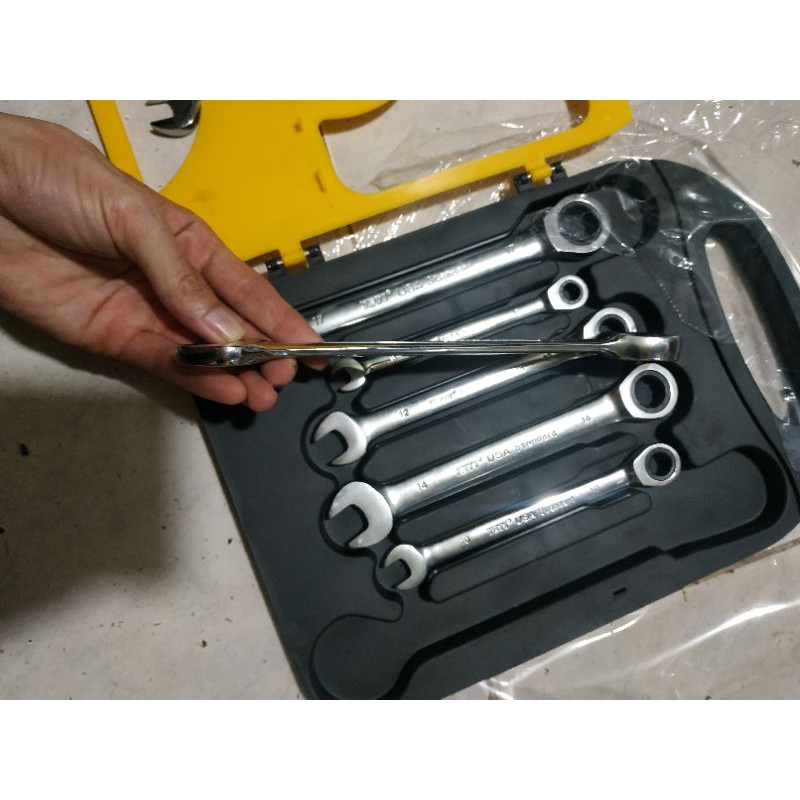 bộ khoá tự động 7 cây YETI