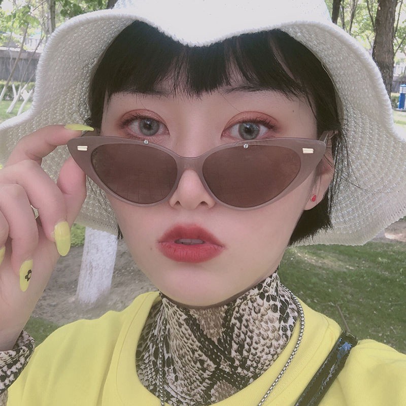 Kính mát mắt mèo thời trang retro