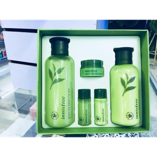 Sét dưỡng da trà xanh mới 2018 INNISFREE GREEN TEA BALANCING SKIN CARE SÉT