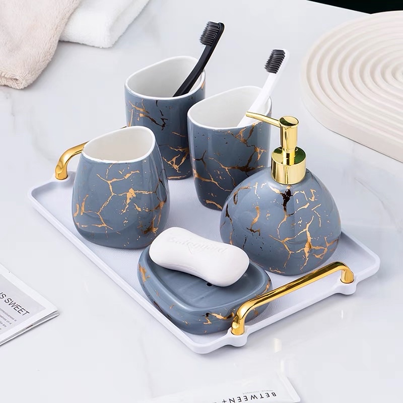 Bộ cốc sứ dùng cho phòng tắm, cốc đánh răng, lọ đựng kèm khay