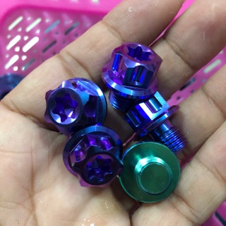Ốc chân kiếng Gr5 mẫu Salaya