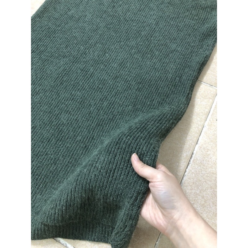 đầm len mịn gile 2hand màu xanh rêu mới đẹp size L XL nhỏ
