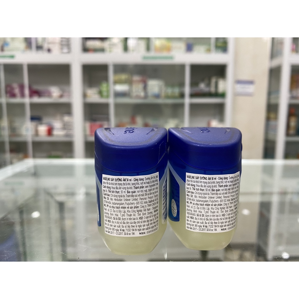 Sáp dưỡng ẩm phục hồi da khô, nứt nẻ Vaseline Pure Petroleum Jelly Original hũ 50ml