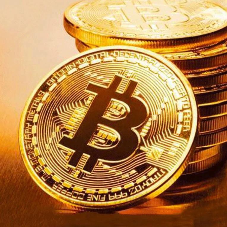 Bộ Sưu Tập Đồng Tiền Bitcoin Mạ Vàng Độc Đáo