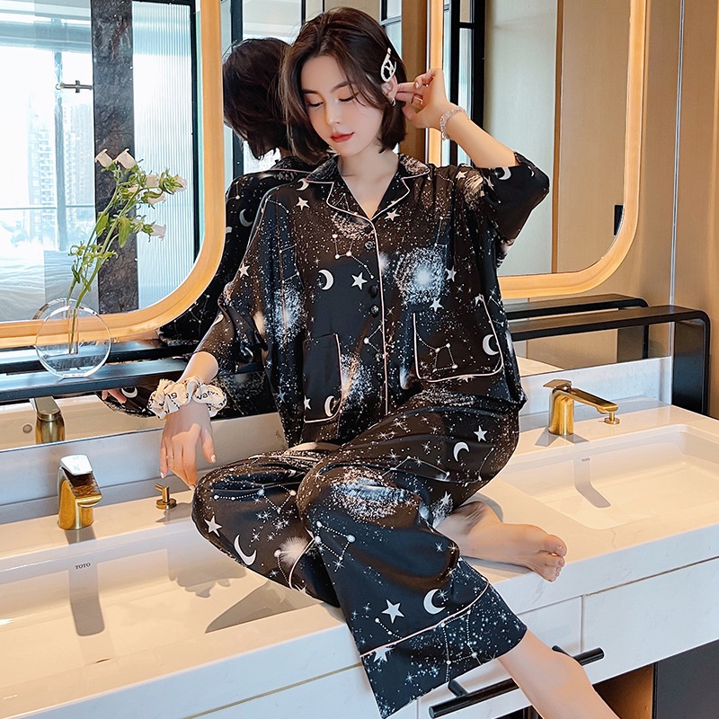 Bộ đồ ngủ tay lửng vải lụa mát in họa tiết phong cách gợi cảm cho nữ