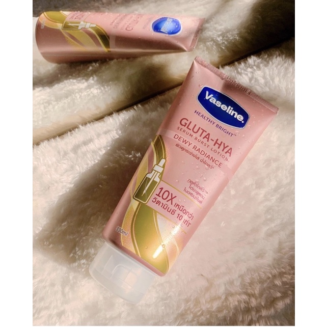 Sữa Dưỡng Thể Trắng Da Vaseline Gluta-Hya Burst Lotion.