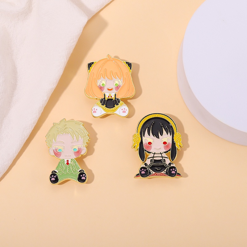 Huy Hiệu Cài Áo Ba Lô Hình anime Spy play house