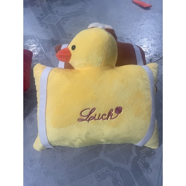 Gối đi xe cho bé Luck