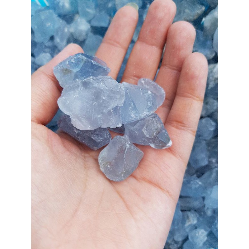Vụn đá thô Celestite (Celestine)  làm Grid, đá thanh tẩy Tarot, Reiki, thiền định, đá phong thủy