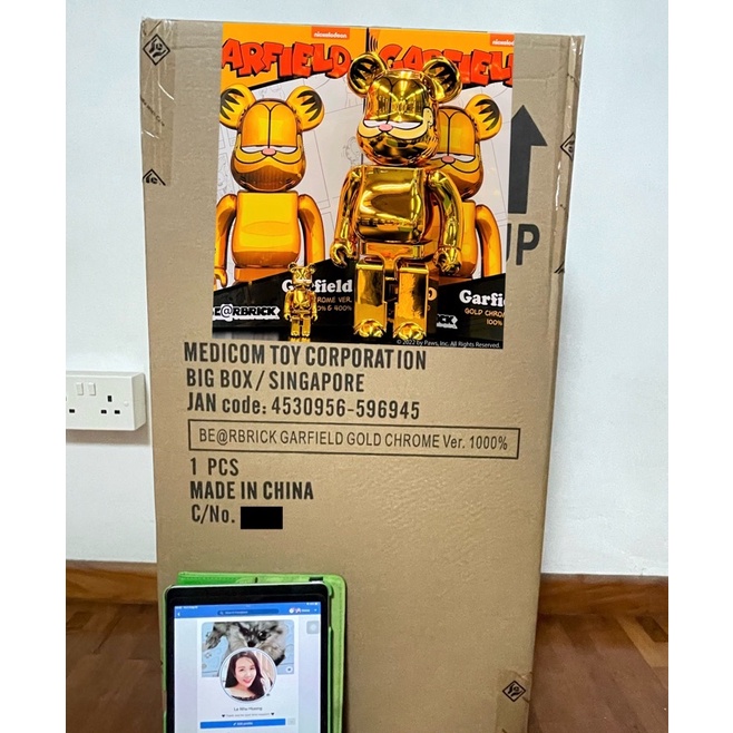 Bearbrick Garfield Gold Chrome 1000% chính hãng