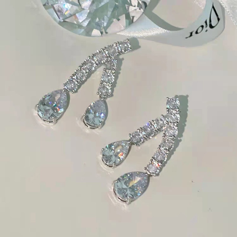 Bông Tai Hình Giọt Nước Đính Đá Thời Trang