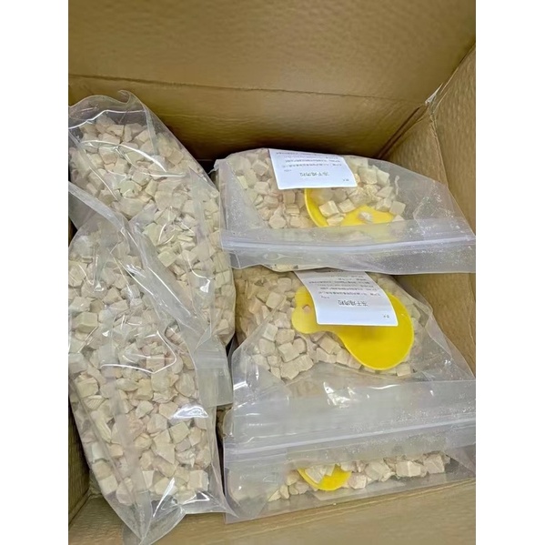 Ức gà viên hàng cao cấp / Thức ăn đông khô / Ức gà sấy 500g viên vuông danh cho boss meo boss cún