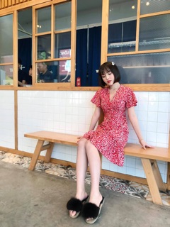 Đầm hoa midi đuôi cá cổ V vintage