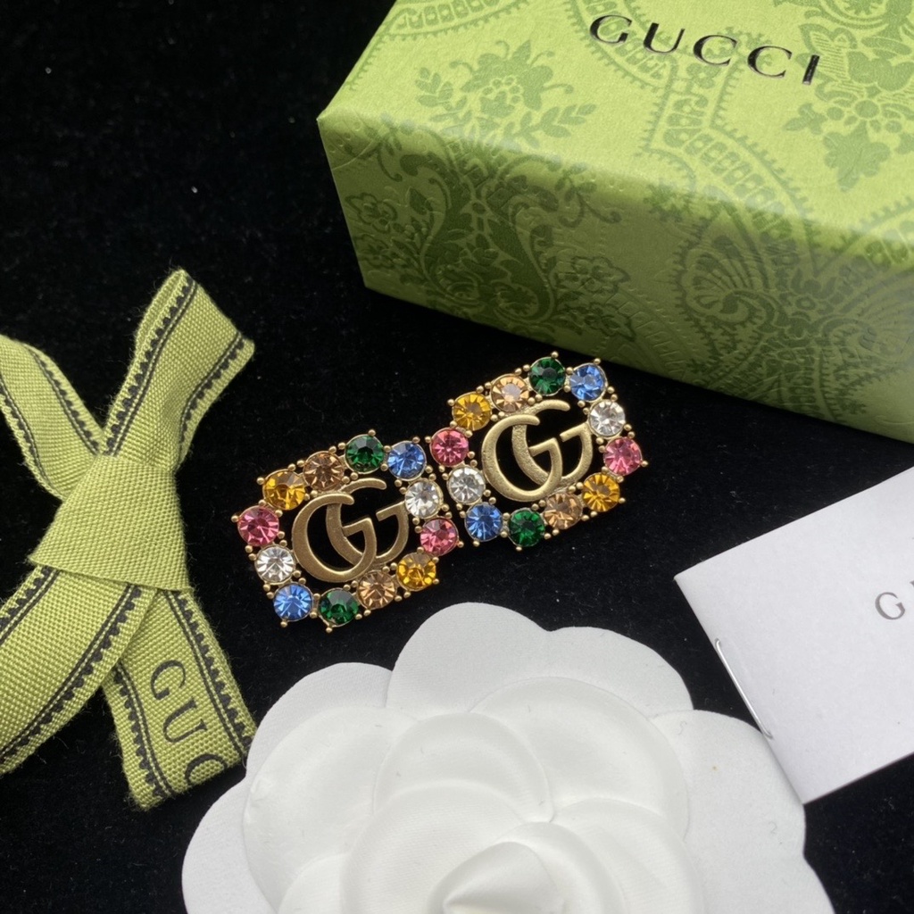 Khuyên Tai Gucci Thời Trang Sang Trọng Và Thanh Lịch