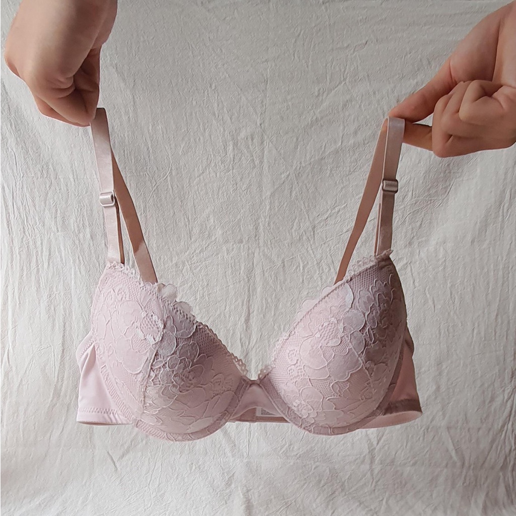 Áo Lót La Vora Hàn Quốc, Có Gọng, Form Chuẩn Nâng Tự Nhiên, Phối Ren Mềm, Màu Light Pink Nhẹ Nhàng, Phù Hợp Mọi Loại Áo