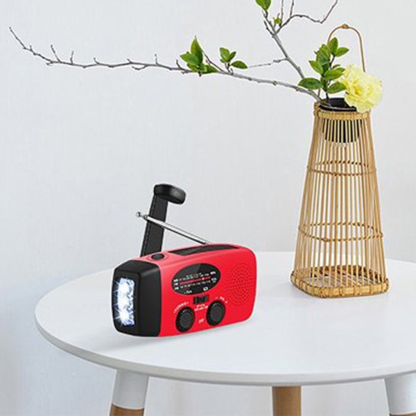 Đèn pin led có tay quay và sạc dự phòng AM/FM/NOAA