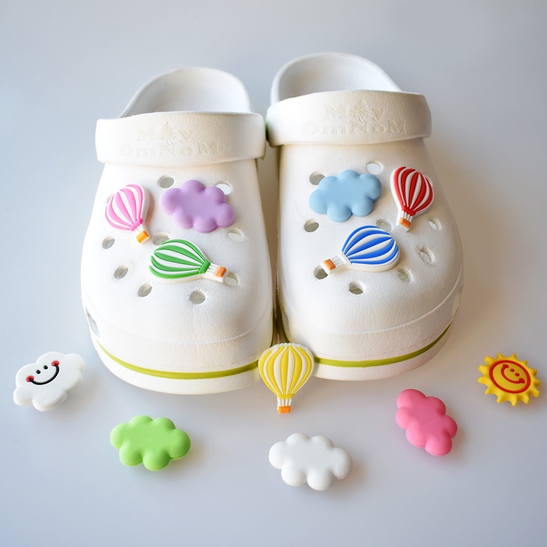 Phụ Kiện Trang Trí Giày Crocs Hình Đám Mây Cười Hoạt Hình Xinh Xắn