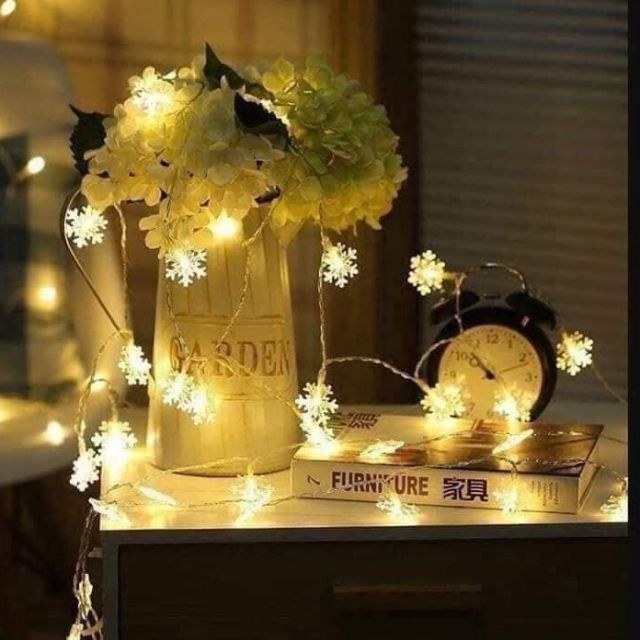 Đèn xông tinh dầu