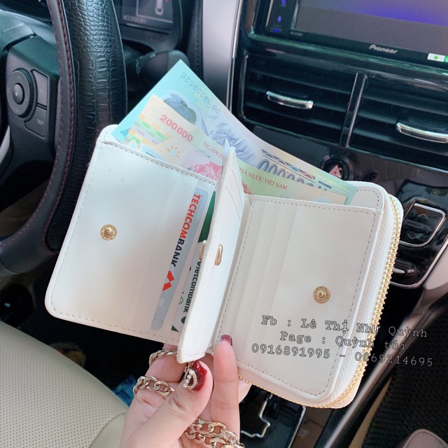 Ví có dây mang chéo