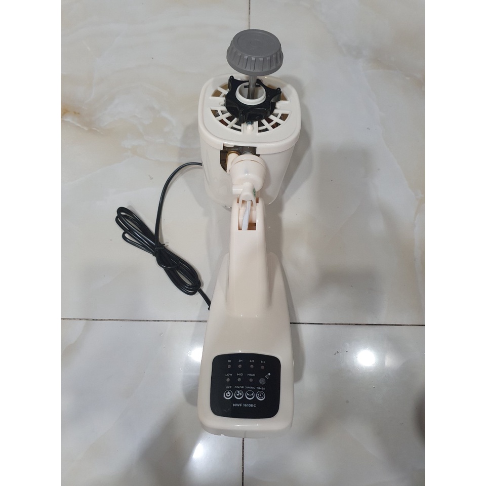 Quạt treo tường Nanoco có remote NWF1610RC