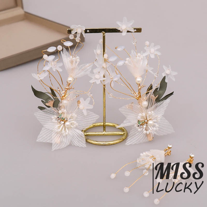 Khuyên tai và kẹp tóc cô dâu thời trang thanh tú