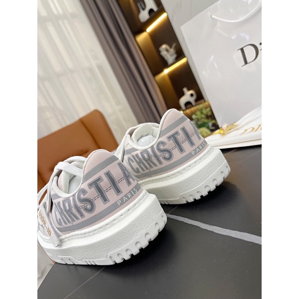 Giày thể thao nữ dáng bánh mì lưỡi cao su dài thương hiệu Dior CD da thật cao cấp