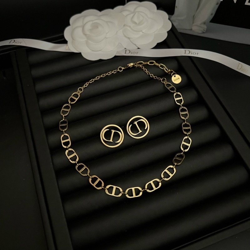 Sét vòng cổ khuyên tai đính đá hãng sang trọng vip