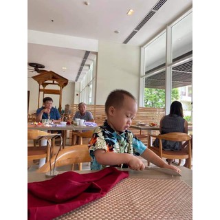 Set áo sơ mi lá, quần đũi cho bé trai